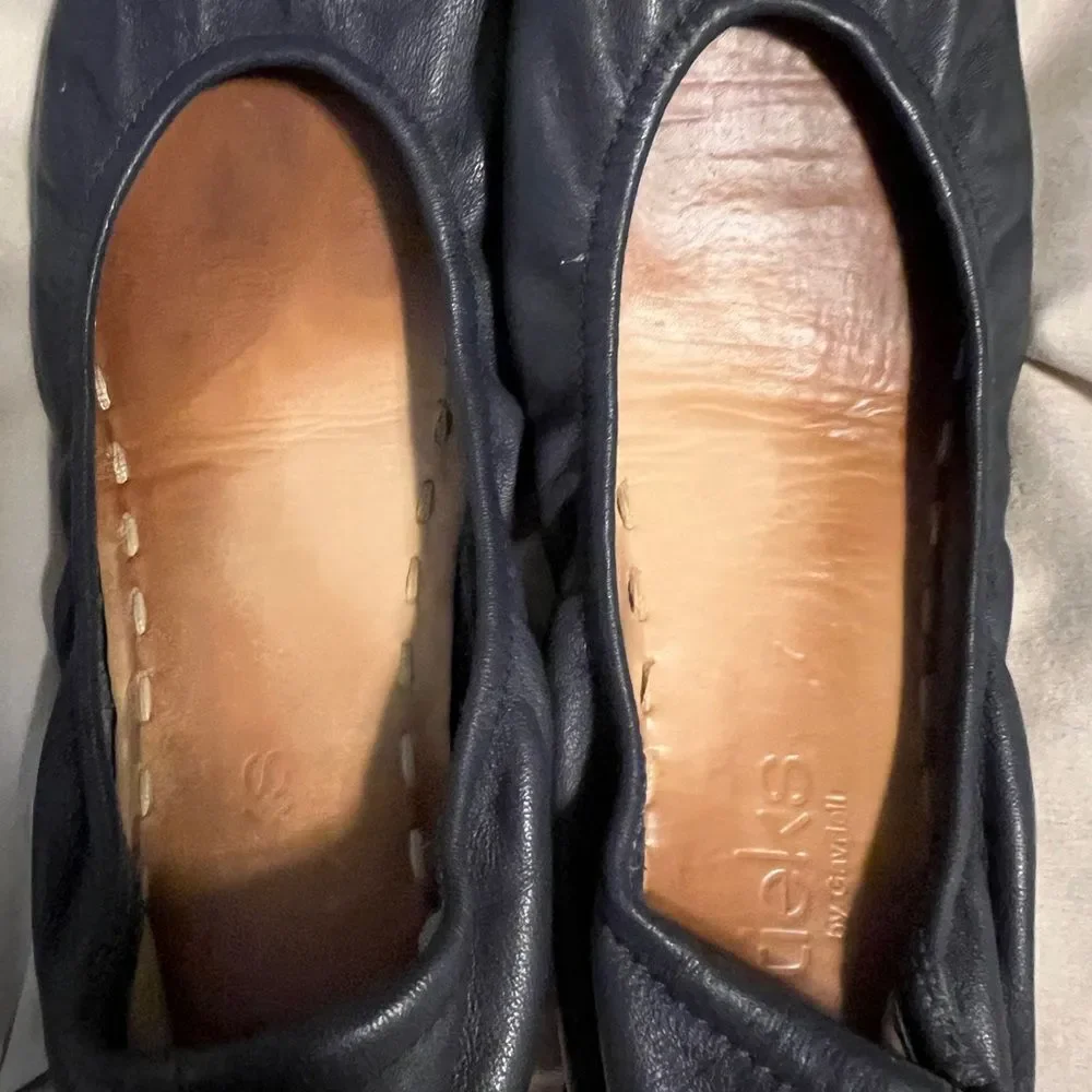 Tieks Women's Navy Ballet Flats - Picture 4 of 7